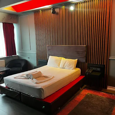 Hotel Lider *